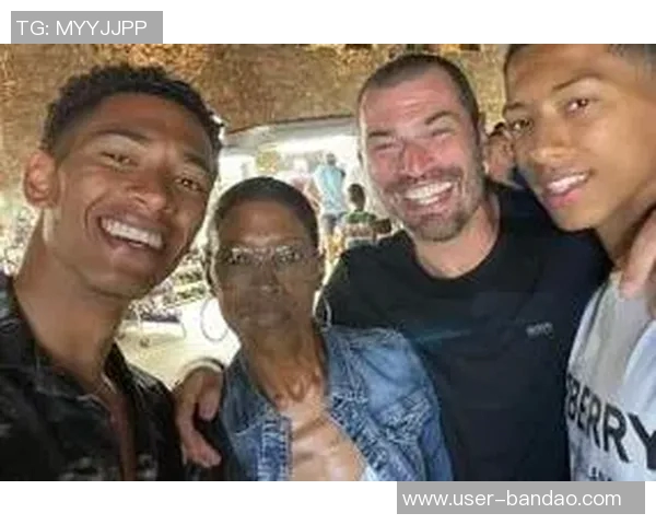 贝林厄姆父母结束二十年婚姻为儿子辞职跨国分居的背后故事